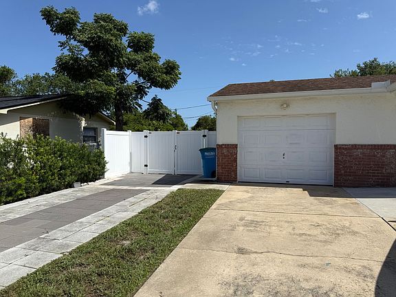 2nd image of 1180 Baton Dr