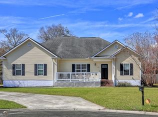 106 Covenant Ln, Springfield, GA 31329