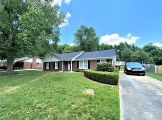 3318 Rockingham Rd, High Point, NC 27265