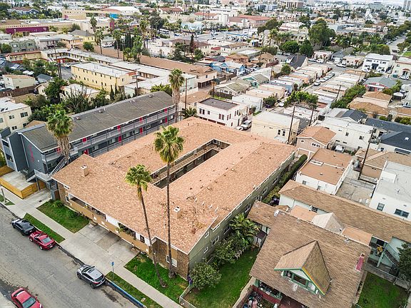 3rd image of 765 Cerritos Ave #17