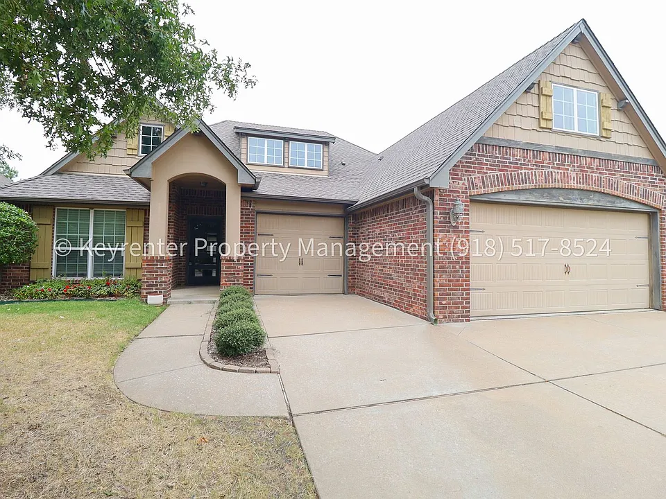 3715 W 106th St S