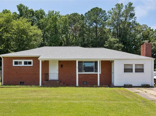 125 Woods Rd, Newport News, VA 23601