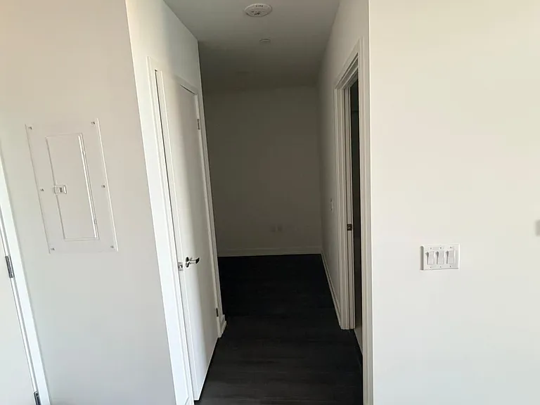 4010 Eglinton Ave W #801 — Photo 8
