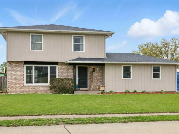 5805 Appomattox Rd, Davenport, IA 52806