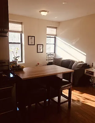 Rented by Geraldine Capasso, LREB | media 35