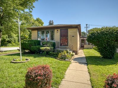 12901 S Carondolet Ave, Chicago, IL, 60633