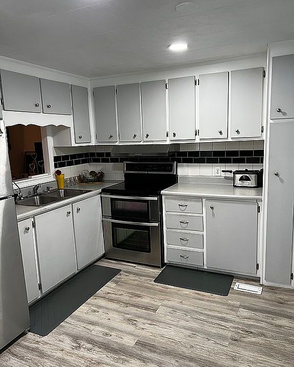 1st image of 3318 Orange St #9