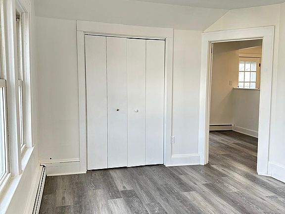 3rd image of 366 W Thames St #4