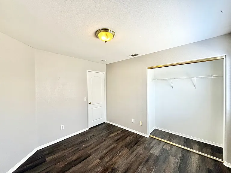 27071 School Park Dr — Photo 21