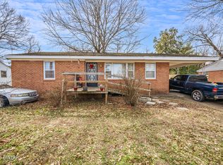 194 E Forest Ave, Jackson, TN 38301