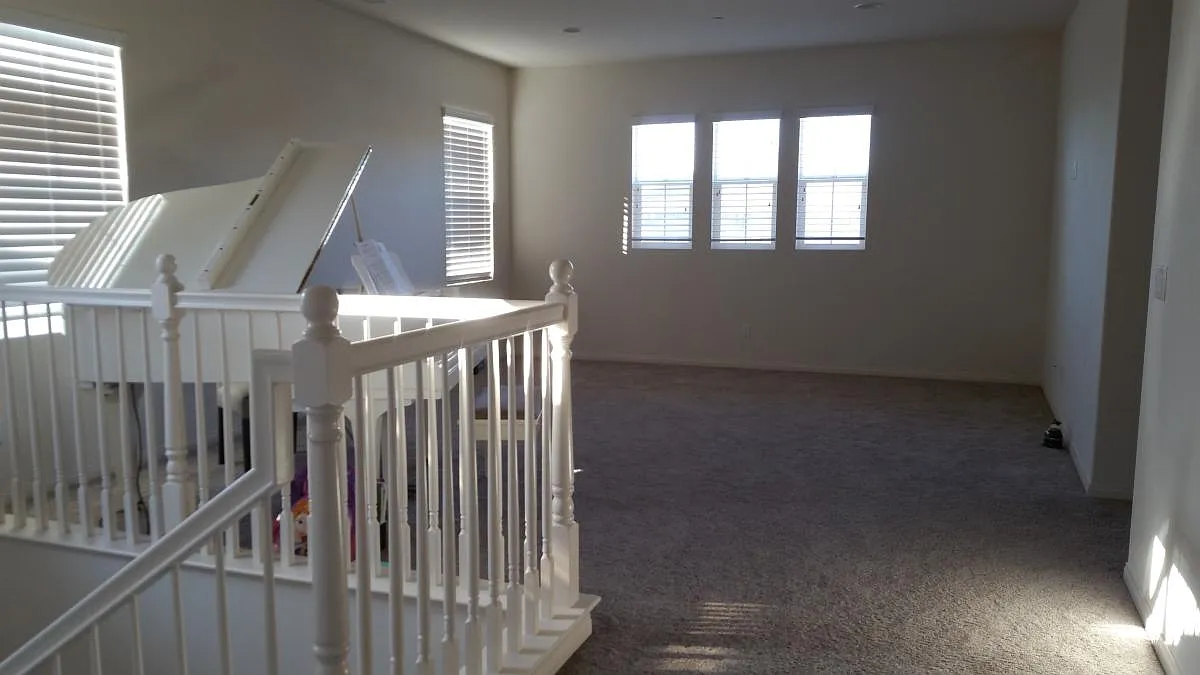 1655 N Las Flores Drive — Photo 3
