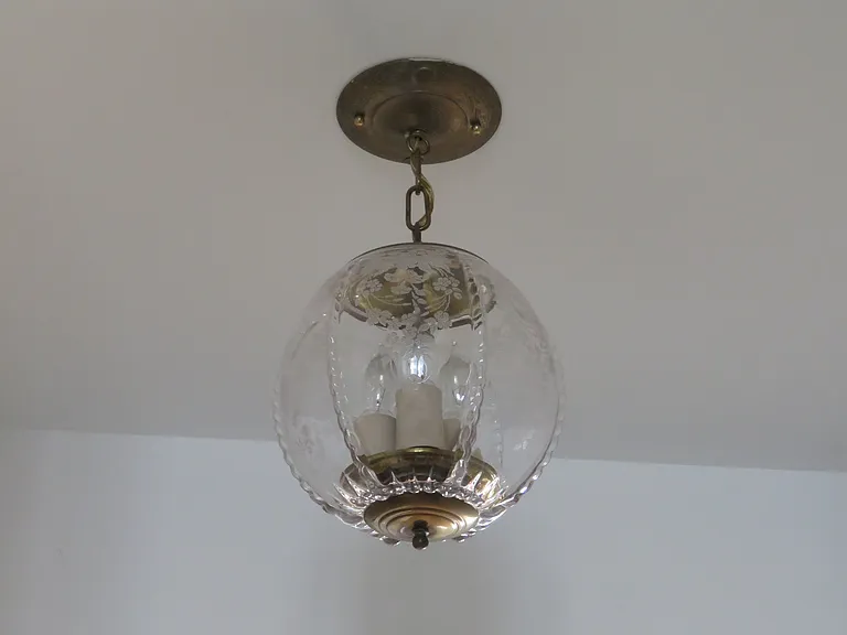 Antique lilac lighting
