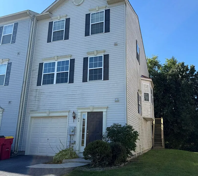 44 Milestone Ct