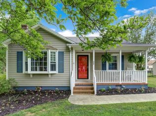 260 Bradley St, Burlington, NC 27215