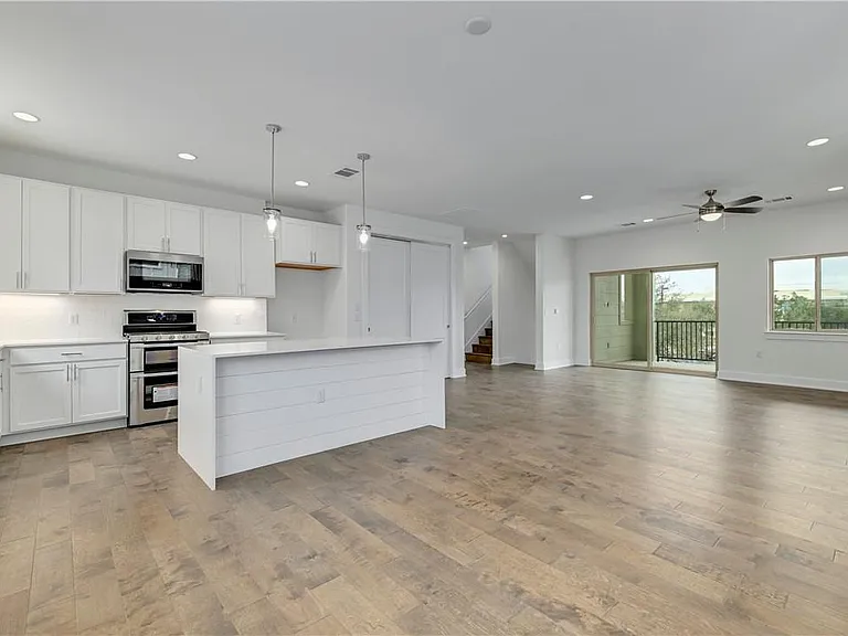 5315 La Crosse Ln #8 — Photo 22