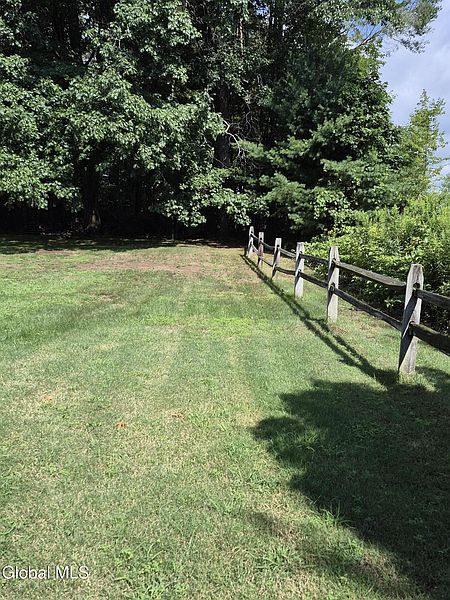 4th image of 450 Wilton Gansevoort Road
