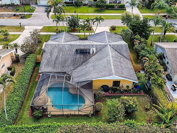 2nd image of 4205 Birchwood Drive