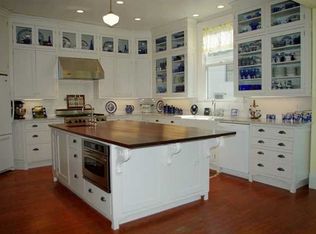 909 Church St, Mobile, AL 36604