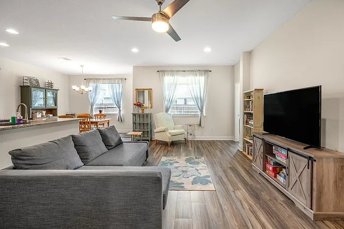 18324 Anicio Gallo Dr — Photo 7