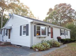 30 Edith Ave, Bourne, MA 02532