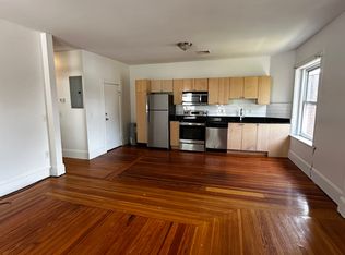 14 Lyndhurst St APT 3R, Boston, MA 02124