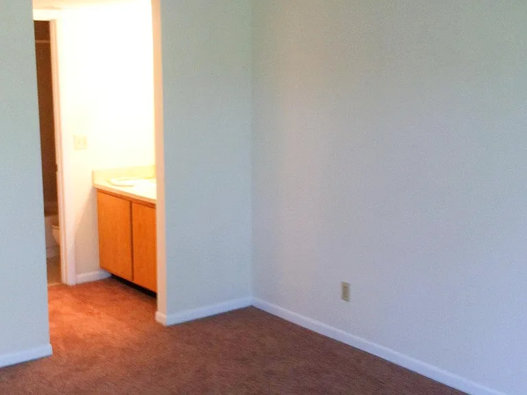 302 Wingfoot Dr #C — Photo 18