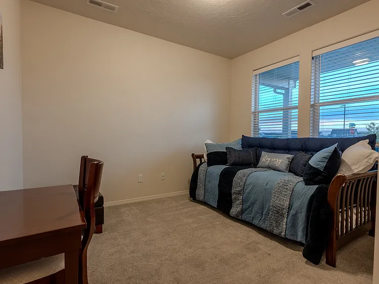 18522 White Rose Pl — Photo 8