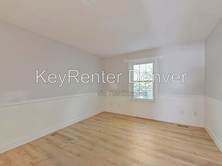 1811 S Quebec Way #208 — Photo 9