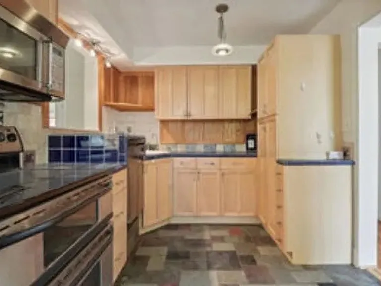 8413 Spencer Ct — Photo 9