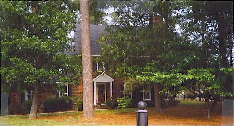 Beutifully wooded lot