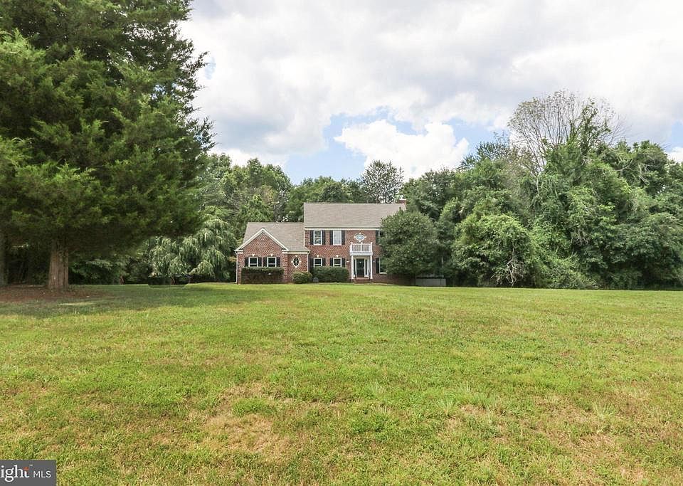 1st image of 3922 Clifton Manor Pl