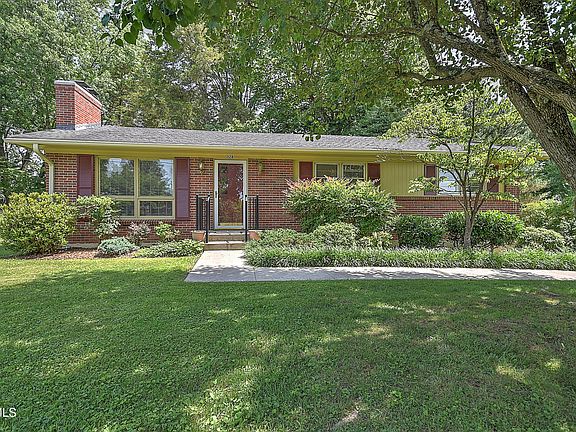 2nd image of 128 Hilltop Dr