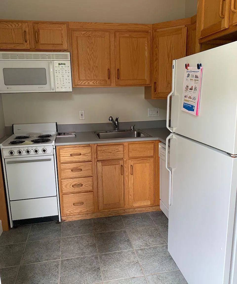1 bed, 500 sqft, $2,400 — Photo 4