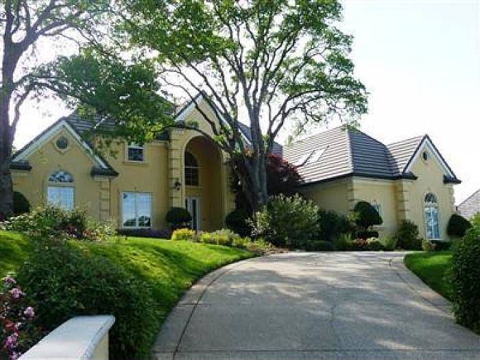 1st image of 2646 Highland Hills Dr