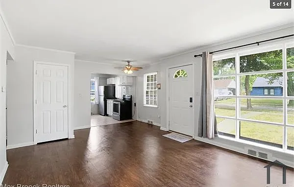10431 Corning St — Photo 5