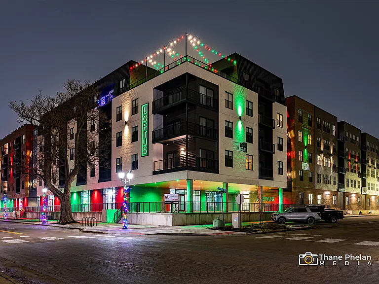 Loftus Apartments — Photo 14