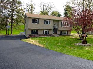 18 Emily Ln, Monroe, NY 10950