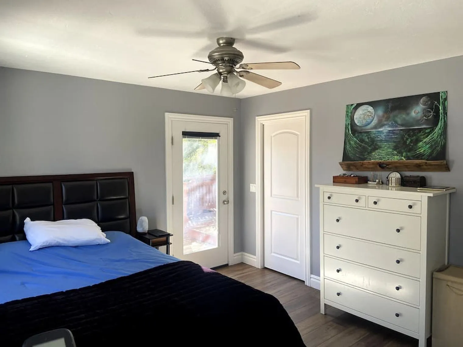 2 bed, 1.0 bath, 1184 sqft, $3,222 — Photo 4