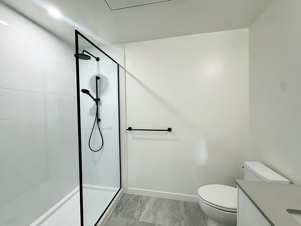 1st image of 3100 272nd St #607