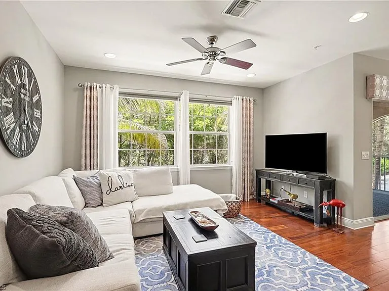 23440 Alamanda Dr #201 — Photo 3
