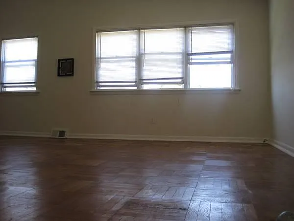 2 bed, 800 sqft, $1,450 — Photo 2