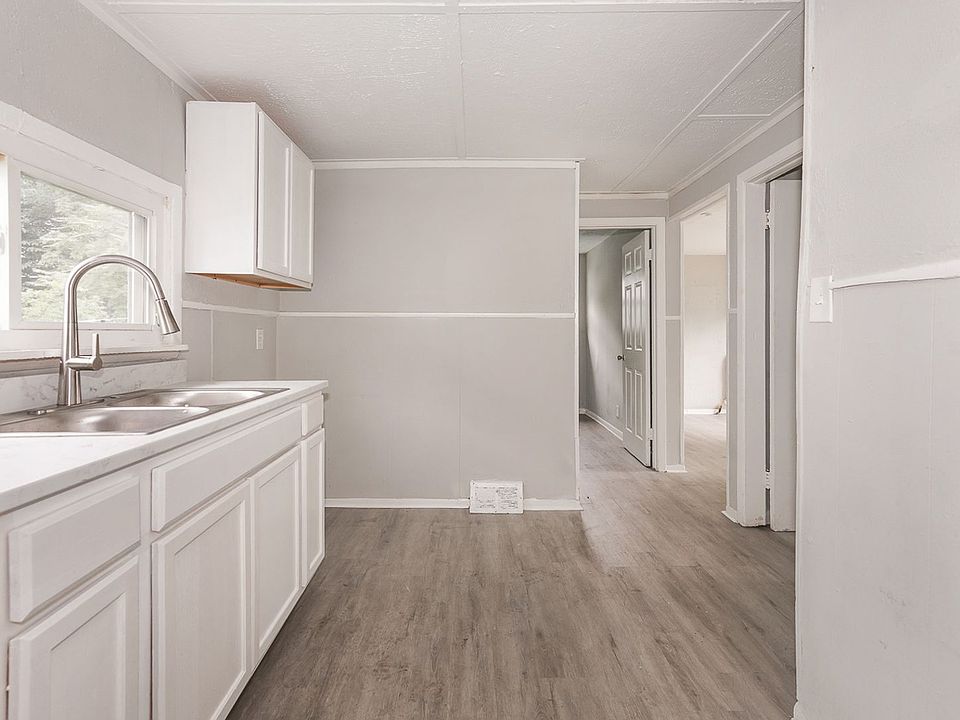 1st image of 7122 Brinsmade Ave