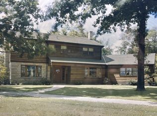 12711 Vernon Ave, Huntington Woods, MI