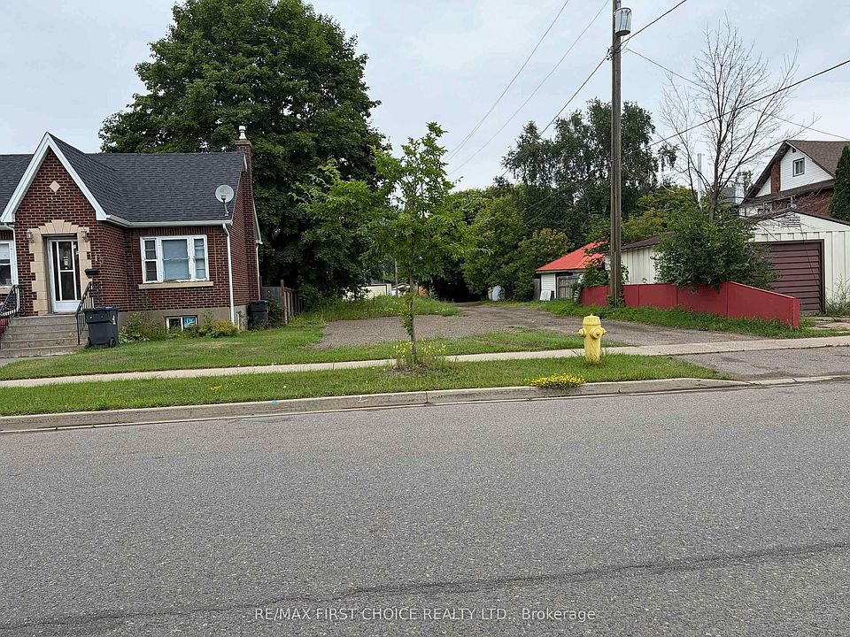 1st image of 113 Amelia St W