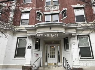 20 Huss Ct APT 101, Lynn, MA 01905
