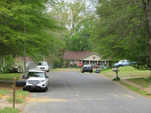 5th image of 5836 Choctaw Dr