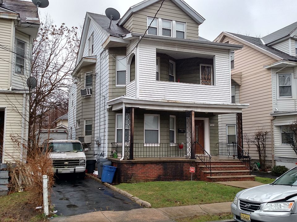 2nd image of 127 Laurel Ave