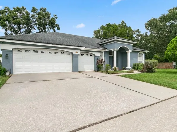 6318 N Queensway Dr, Temple Terrace, FL 33617