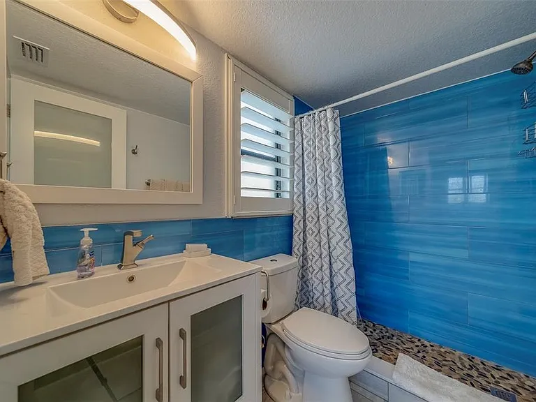 11650 Capri Cir S #105 — Photo 33