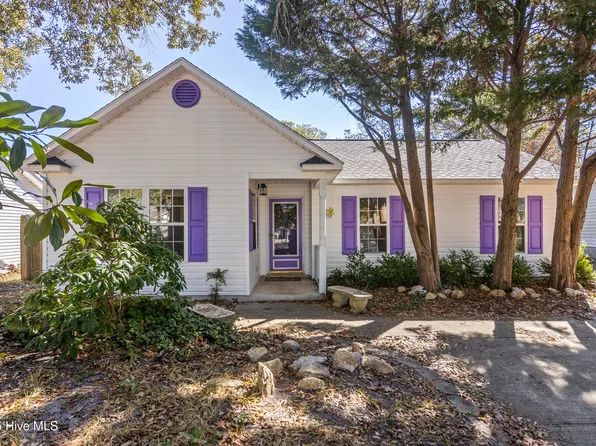 106 NW 13th Street, Oak Island, NC 28465